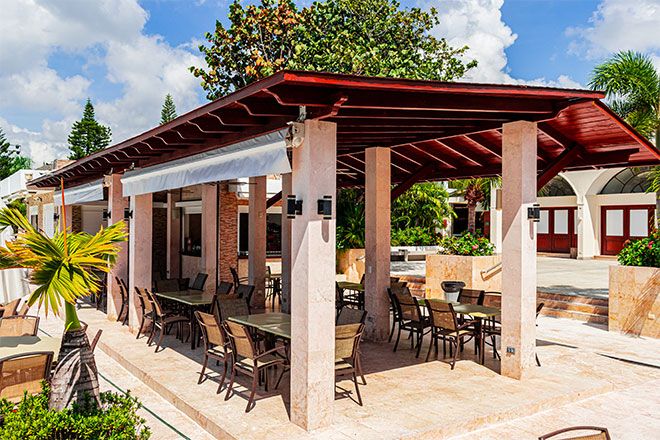 Bar de Piscina