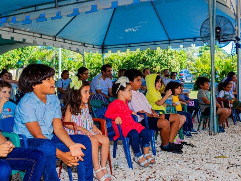 Show de T&iacute;teres con Eloisa ''El Gusanito de colores''