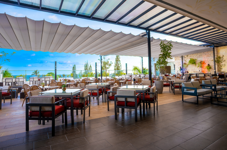 Terraza del Mediterr&aacute;neo 